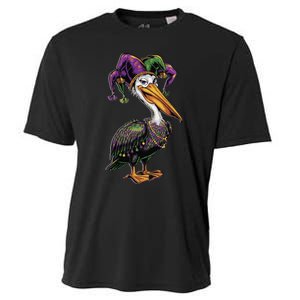 Mardi Gras Pelican Louisiana Parade Animal Lover Gift Cooling Performance Crew T-Shirt