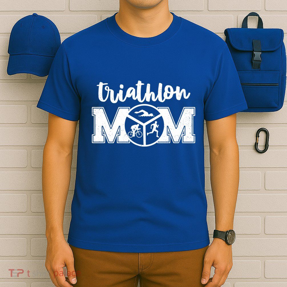 Mom Graphic Run Bike Swim Triathlon Triathlete Sports Cool Gift T-Shirt