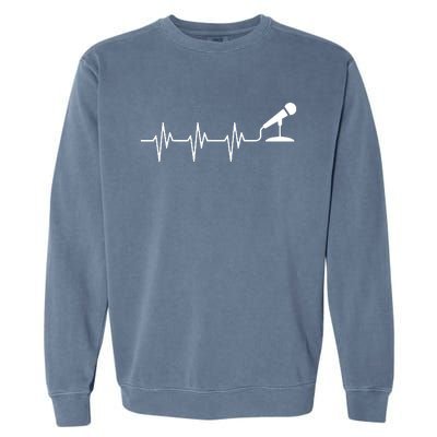 Microphone Heartbeat Funny Singer Singing T Gift Garment-Dyed Sweatshirt