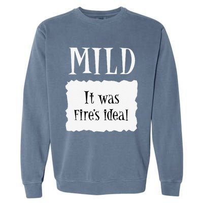 MILD Hot Packet Halloween Taco Costume Gift Garment-Dyed Sweatshirt