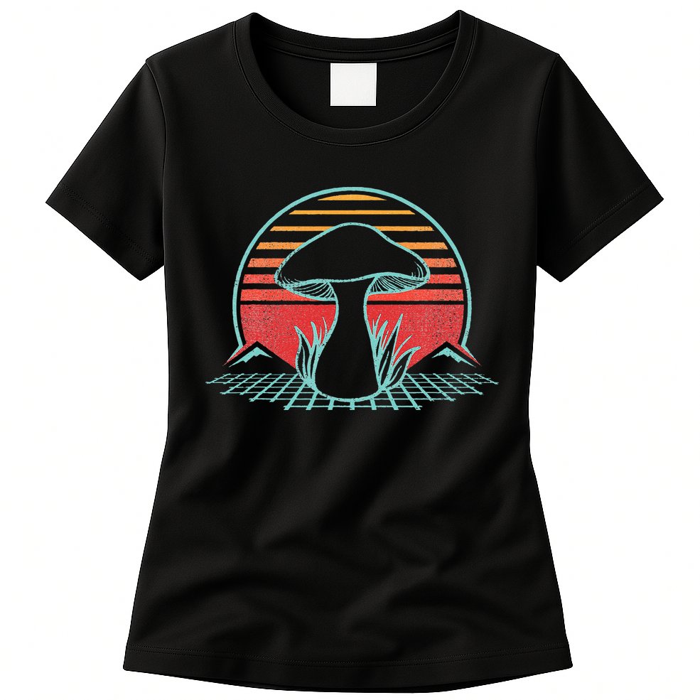 Mushroom Hunter Retro 80s Style Fungi Mycology Lover Gift Womens T-Shirt