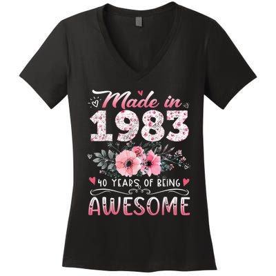 Made In 1983 Floral 40th Birthday 40 Years Of Being Awesome Women's V-Neck T-Shirt