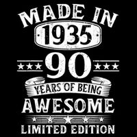 Made In 1935 90 Years Old Gifts 90th Birthday Gift Women's V-Neck T-Shirt