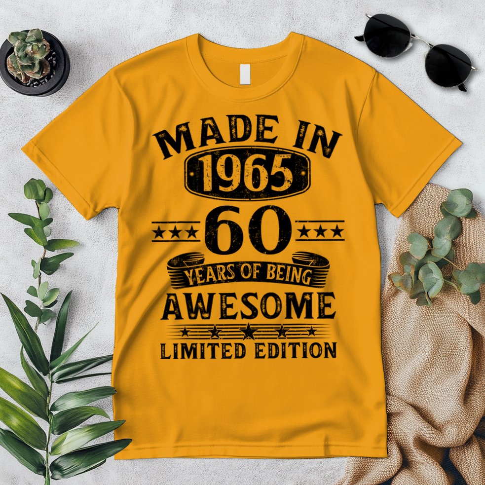 Made In 1965 60 Years Old Gifts 60th Birthday Gift Premium T-Shirt