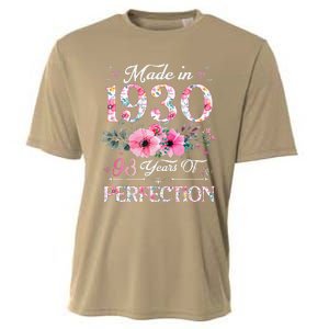 Made In 1930 Floral 93 Year Old 93th Birthday Gifts Women Cooling Performance Crew T-Shirt