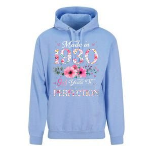 Made In 1930 Floral 93 Year Old 93th Birthday Gifts Women Unisex Surf Hoodie