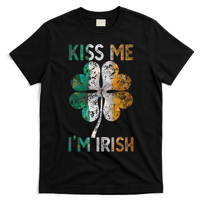 Me I'm Irish Ireland Flag Shamrock Vintage St Patty Day T-Shirt