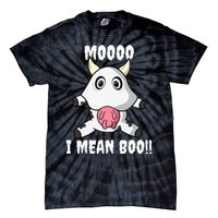 Mooo I Mean Boo Funny Cow Costume Halloween Tie-Dye T-Shirt