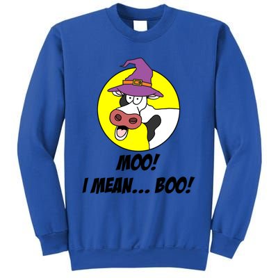 Moo I Mean Boo Cow With Witch Hat Funny Halloween Meaningful Gift Sweatshirt