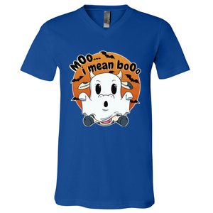 Moo I Mean Booo Cute Cow Ghost Halloween Gift V-Neck T-Shirt