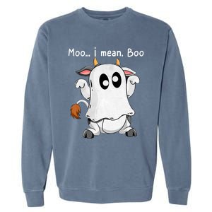 Moo I Mean Boo Ghost Cow Ghost Cow Halloween Farmer Garment-Dyed Sweatshirt