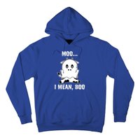 Moo I Mean Boo Funny Ghost Cow Print Halloween Gift Hoodie