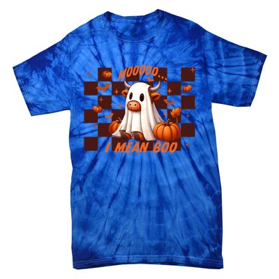 Moo I Mean Boo Highland Cow Checkered Halloween Costume Cute Gift Tie-Dye T-Shirt