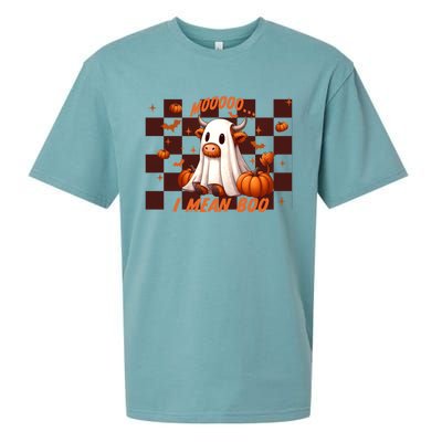 Moo I Mean Boo Highland Cow Checkered Halloween Costume Cute Gift Sueded Cloud Jersey T-Shirt