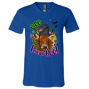 Moo I Mean Boo Witch Funny Cow With Halloween Costume Gift V-Neck T-Shirt