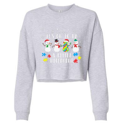 Motivational It's Ok To Be Different Autism Awareness, Christmas Autism Puzzles Cropped Pullover Crew