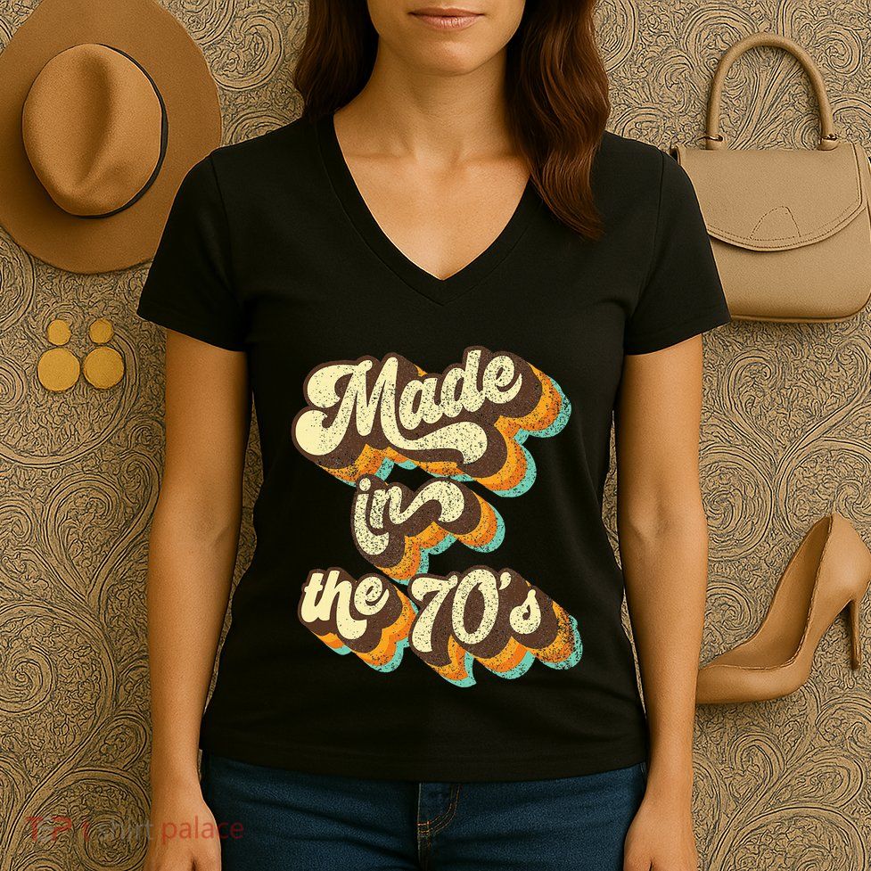 Made In The 70s Vibe Born In 70s Costume Party Women's V-Neck T-Shirt
