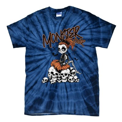 Monster Lover Fun Skeleton Ghoul Cute Vintage Halloween Tie-Dye T-Shirt