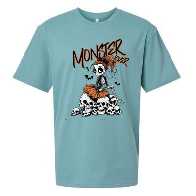 Monster Lover Fun Skeleton Ghoul Cute Vintage Halloween Sueded Cloud Jersey T-Shirt