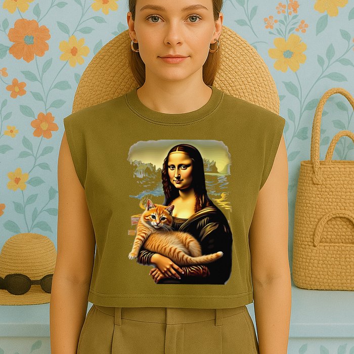 Mona Lisa Hugging Cat Garment-Dyed Women's Muscle Tee