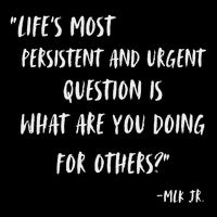 Martin Luther King Jr What Are You Doing For Others Drawstring Bag