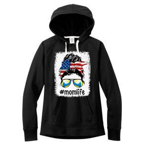 Mom Life Volleyball Mom American Flag Messy Bun Gift Women's Fleece Hoodie