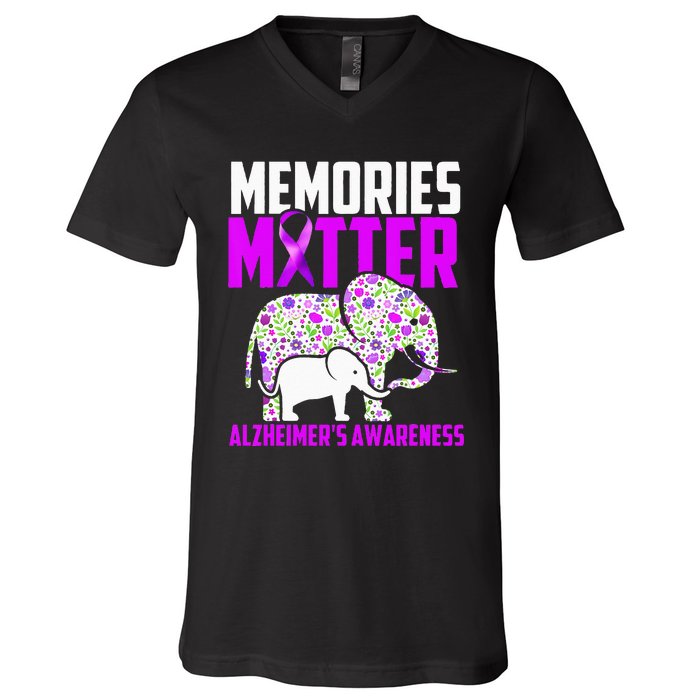 Memories Matter Alzheimer´s Awareness Elephant V-Neck T-Shirt