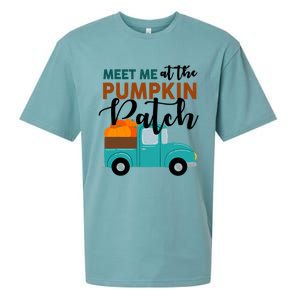 Meet Me At The Pumpkin Patch Retro Truck Halloween Cute Gift Sueded Cloud Jersey T-Shirt