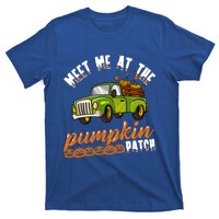 Meet Me At The Pumpkin Patch Truck Thanksgiving Farmer Gift T-Shirt