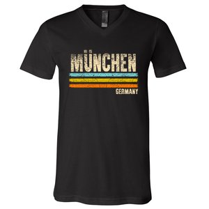 Munich MüNchen Bavaria Germany German Retro City V-Neck T-Shirt