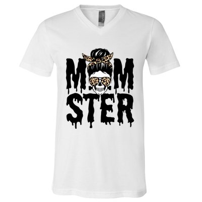 Momster Mom Monster Skull Bun Leopard Halloween Momster Gift V-Neck T-Shirt