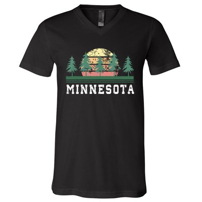 Minnesota Mn Retro Vintage Gift V-Neck T-Shirt