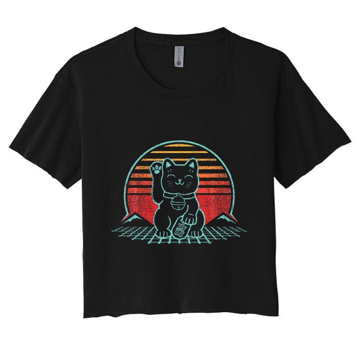 Maneki Neko Japanese Lucky Cat Retro Aesthetic Kawaii Women's Crop Top Tee