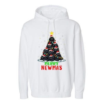 Merry Newmas Newfoundland Christmas Tree Dog Lovers Holiday Garment-Dyed Fleece Hoodie