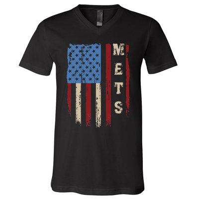 Mets Name Retro Vintage First Name Mets Lover Usa Flag V-Neck T-Shirt