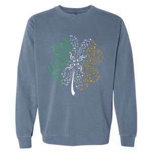 Music Note Shamrock Music Lover St Patrick's Day Irish Flag Garment-Dyed Sweatshirt