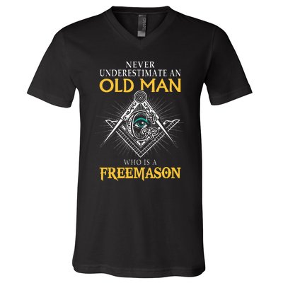 Masonic Never Underestimate An Old Man Who Is A Freemason V-Neck T-Shirt