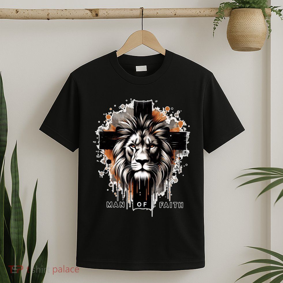 Man Of Faith Lion Of Juda Jesus Christ Cross Christian Catholic T-Shirt