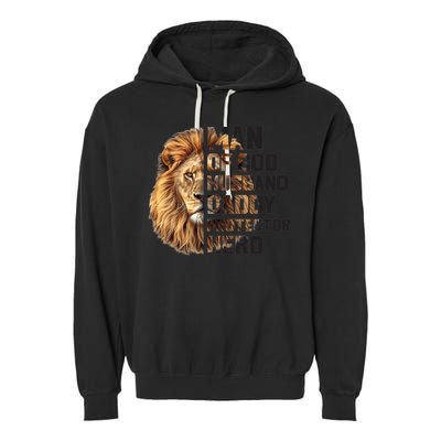 Man Of God Husband Daddy Protector Hero Dad Lion Father's Day Garment-Dyed Fleece Hoodie