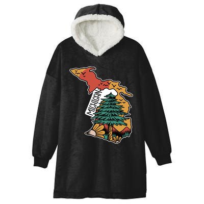 Michigan Outdoor Life Hooded Wearable Blanket