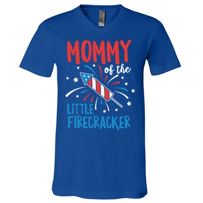 Mommy Of The Little Firecracker Pregnancy Announcet Gift V-Neck T-Shirt