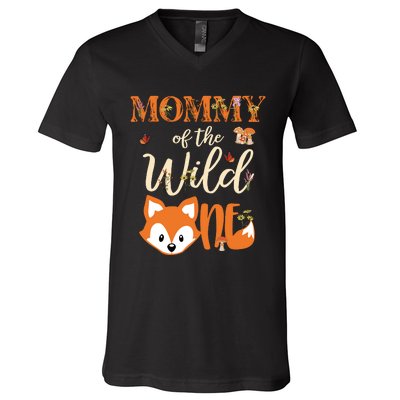 Mommy Of The Wild One Birthday Girl Fox Lover Mom Mother V-Neck T-Shirt