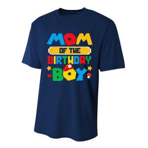 Mom Of The Birthday Boy Game Gaming Mom And Dad Family Performance Sprint T-Shirt