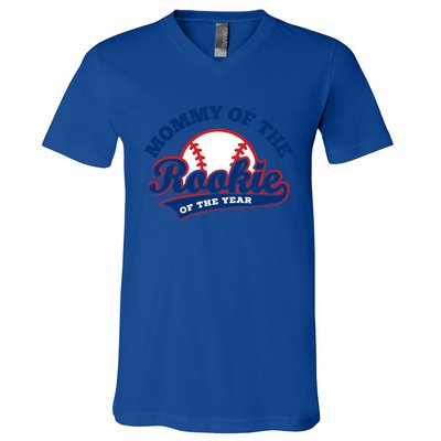 Mommy Of The Rookie Cute Gift Rookie Of The Year Baseball Mommy Gift V-Neck T-Shirt