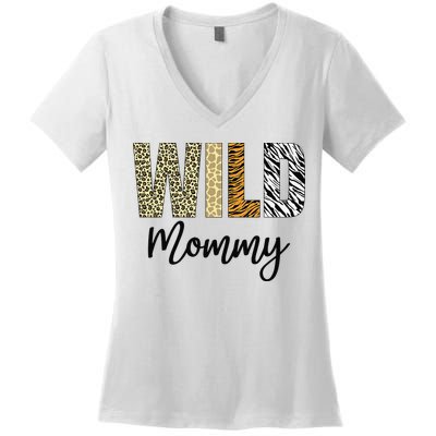 Mommy of The Wild One Zoo Birthday Safari Jungle Animal Women's V-Neck T-Shirt
