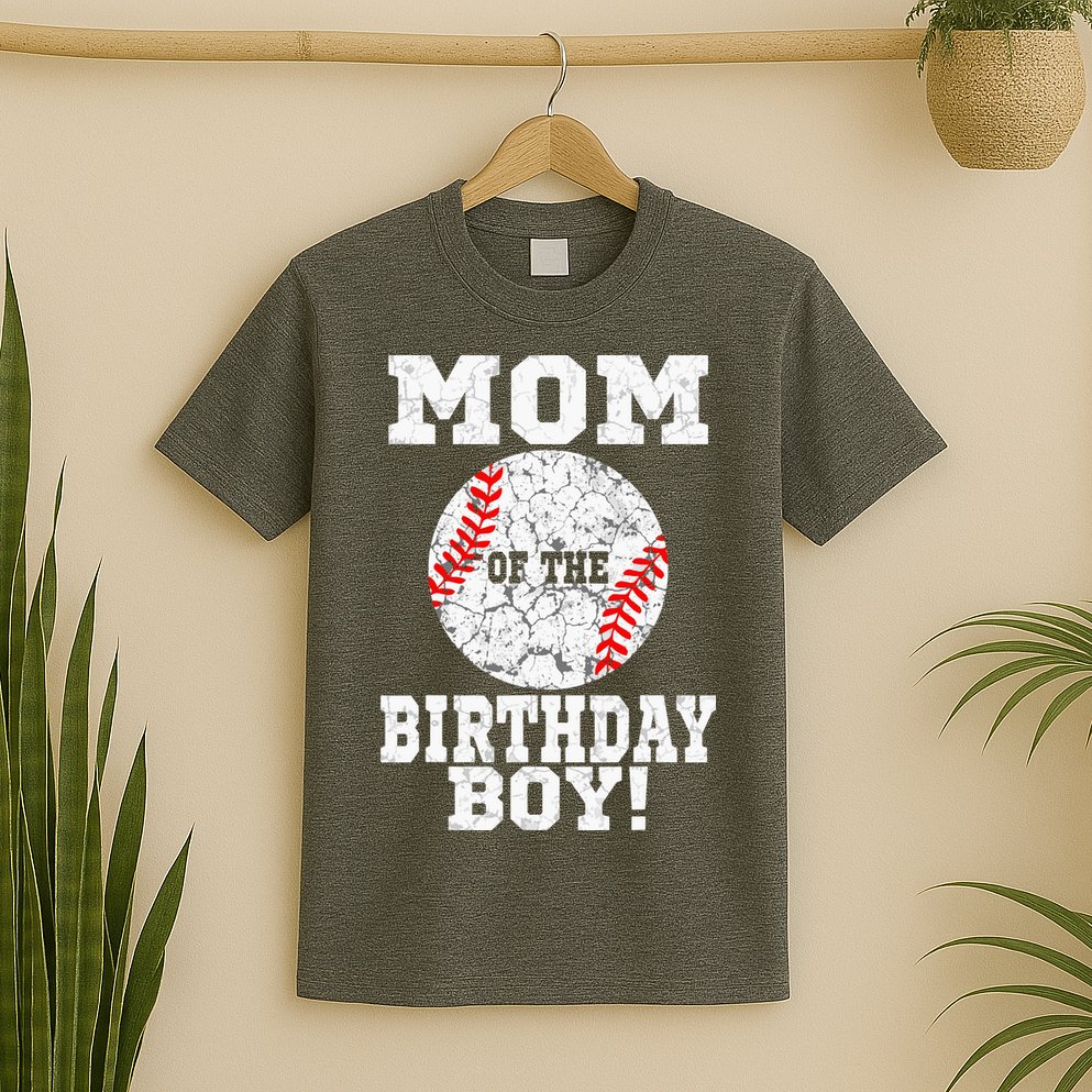 Mom Of The Birthday Boy Baseball Lover Vintage Retro T-Shirt