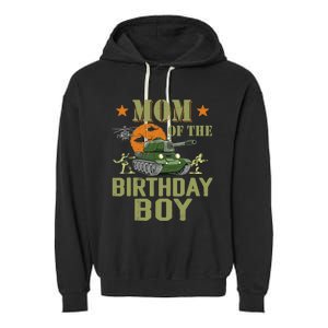 Mom Of The Birthday Boy Army Party Birthday Family Garment-Dyed Fleece Hoodie