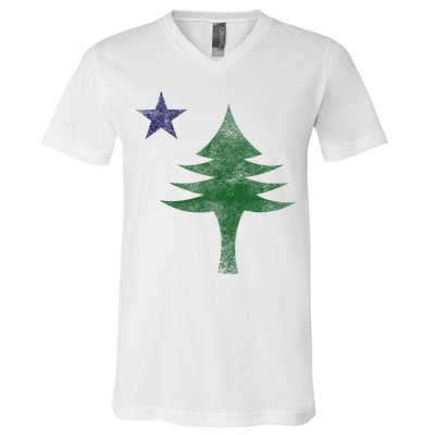 Maine Pine Tree Flag Big Style – Modern 1901 State Flag V-Neck T-Shirt