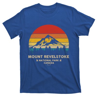 Mount Revelstoke Gift Canadian National Park Retro Souvenir Funny Gift T-Shirt