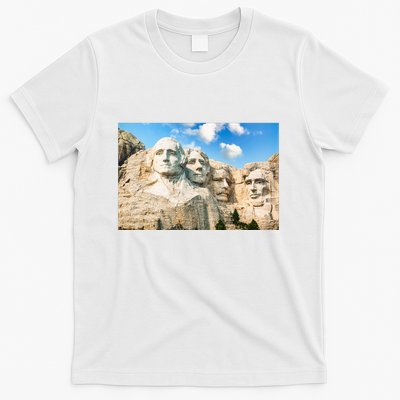 Mt. Rushmore National Memorial Park In South Dakota T-Shirt
